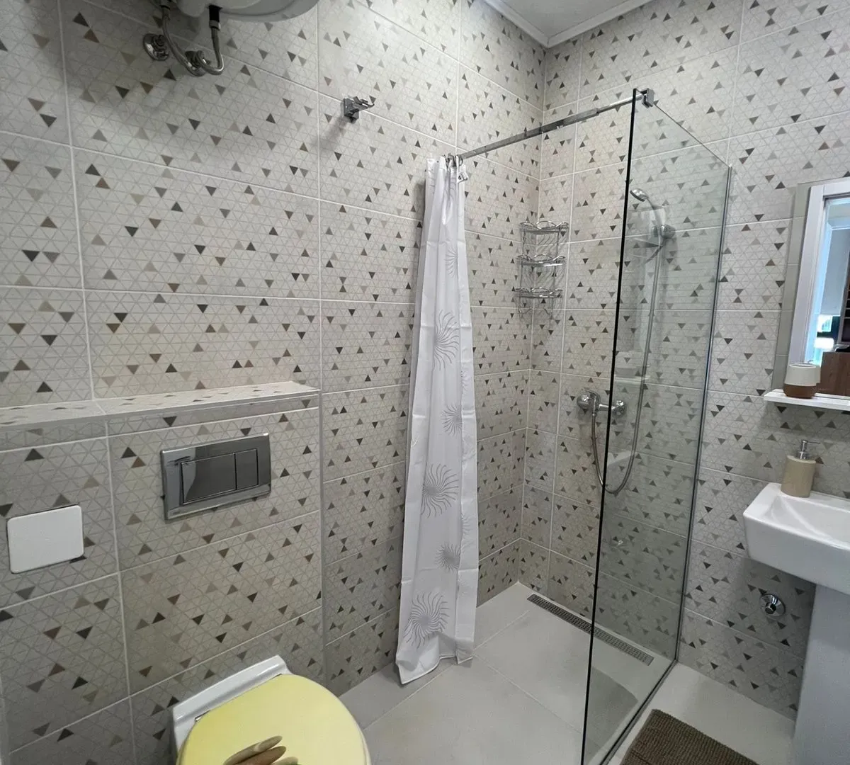 Prodaja, dvosoban stan, 66m², Tivat, Crna Gora