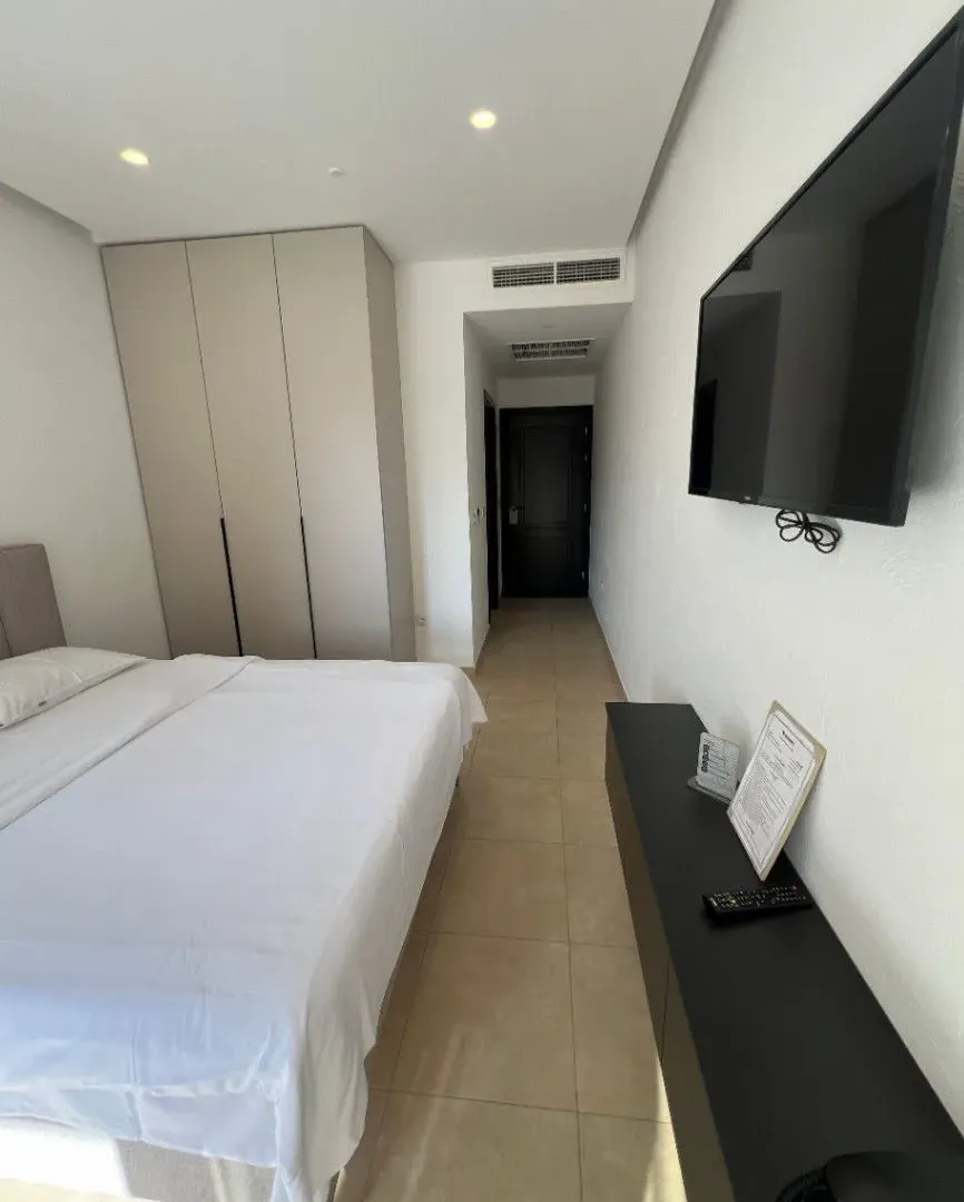 Rent, studio apartment, 32m², Soho City, Bar