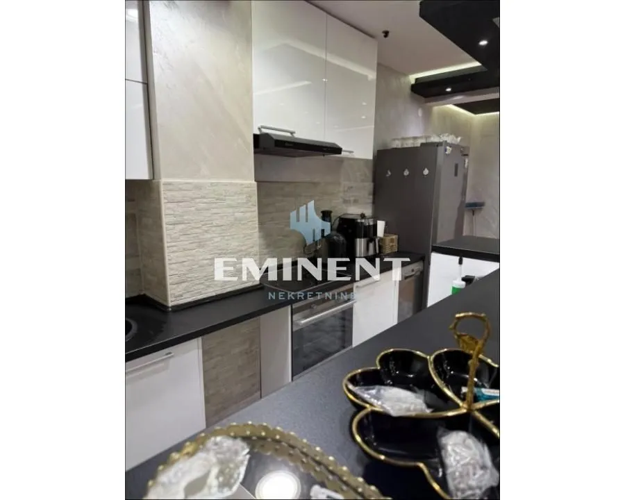 Rent, three bedroom apartment, 60m², Zvezdara Sve Podlokacije, Beograd