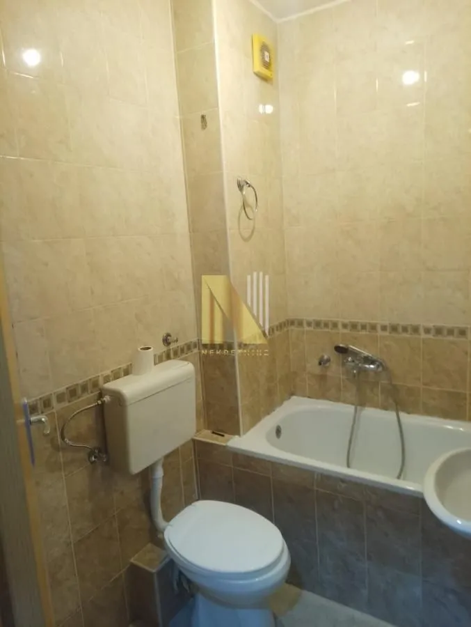 Prodaja, dvosoban stan, 43m², Nova Detelinara, Novi Sad Sve Podlokacije