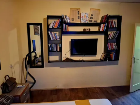 Rent, one bedroom apartment, 50m², Podgorica, Crna Gora - image 1