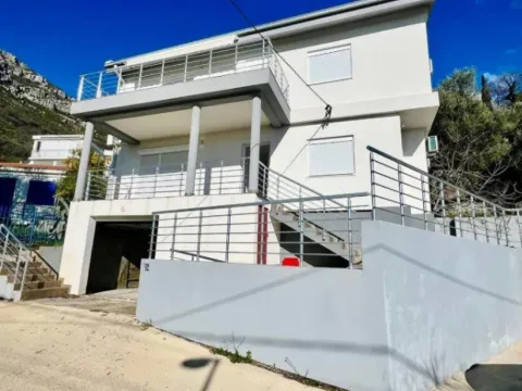 Sale, house, 220m², Šušanj, Bar - image 2