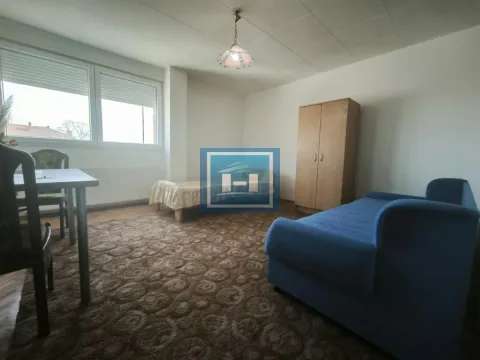 Rent, two bedroom apartment, 56m², Centar, Ćuprija - image 8