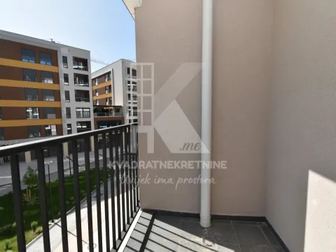 Izdavanje, dvosoban stan, 82m², Kruševac, Podgorica - image 11