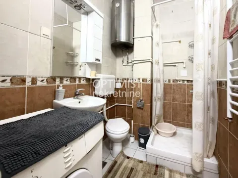 Rent, three bedroom apartment, 70m², Profesorska Kolonija, Palilula Sve Podlokacije - image 10