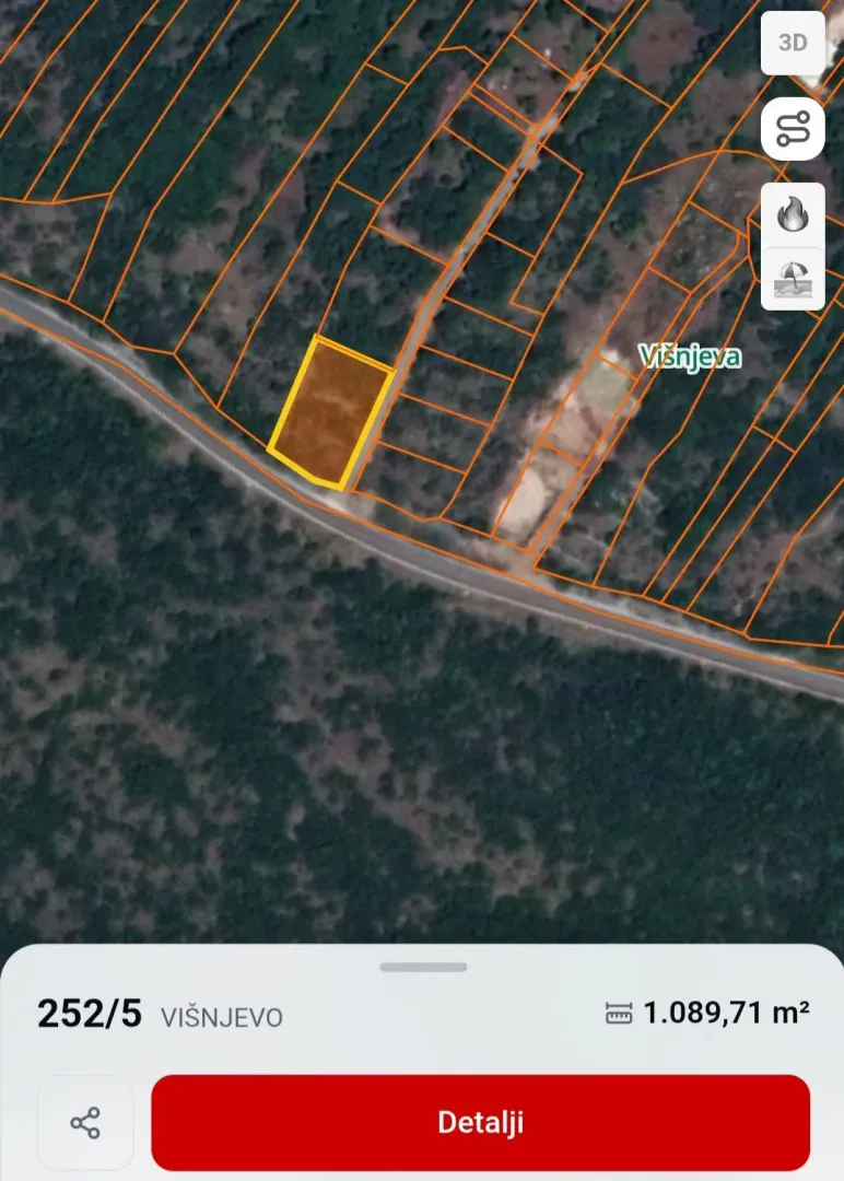 Katastarski plan prikazuje lokaciju i granice parcele sa označenim brojem.