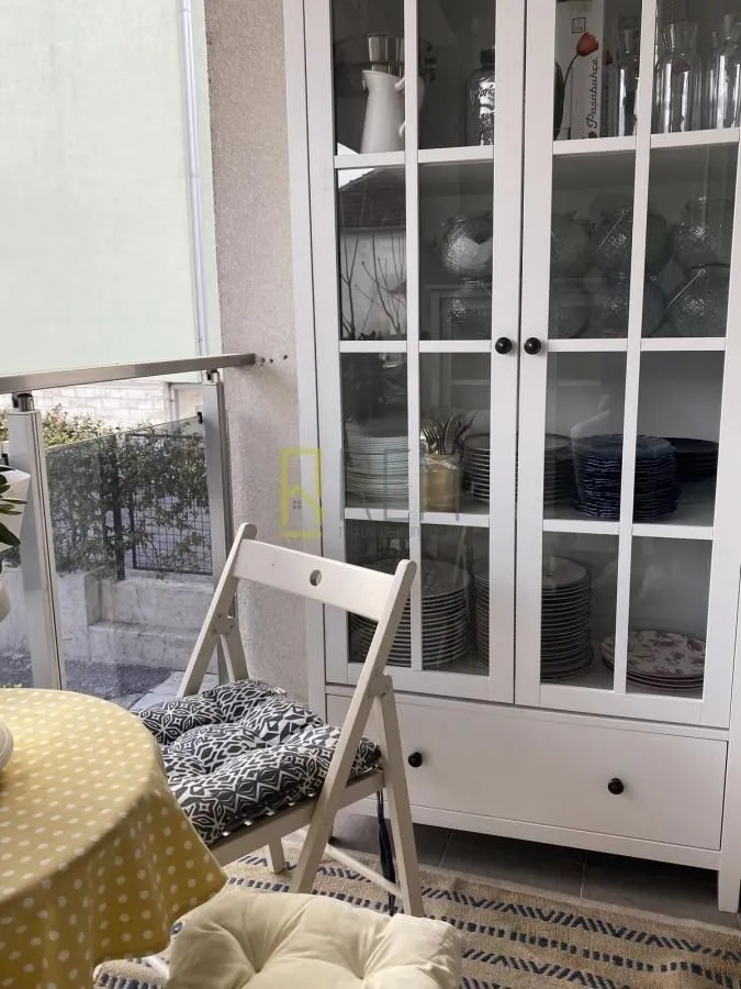 Prodaja, dvosoban stan, 47m², Dalmatinska ulica, Podgorica
