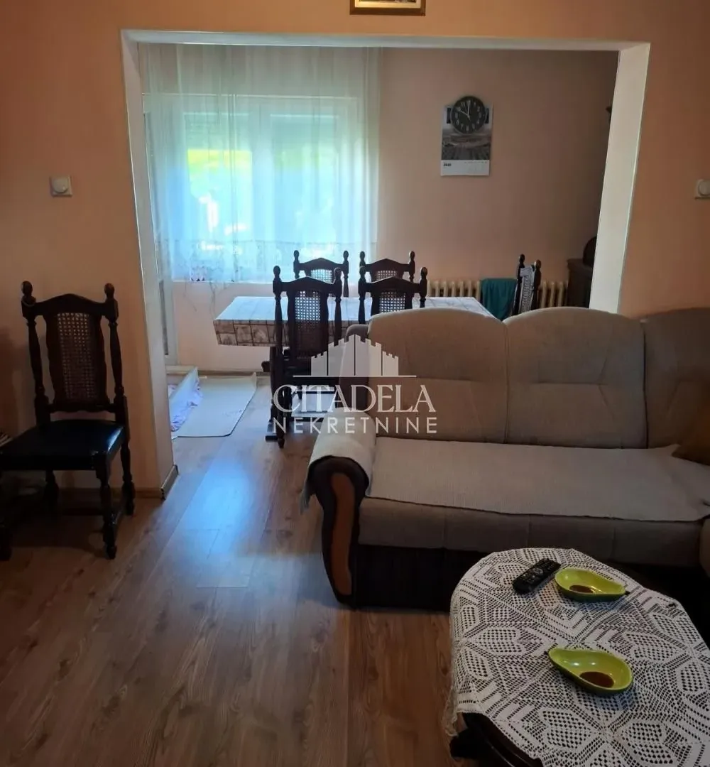 Sale, house, 225m², Surčin, Beograd