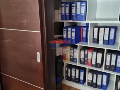 Izdavanje, poslovni prostor, 123m², Bulevar Evrope, Novi Sad Sve Podlokacije - image 7