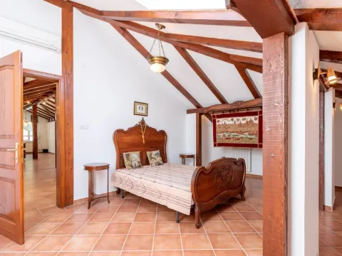 Sale, house, 409m², Ljuta, Kotor - image 22