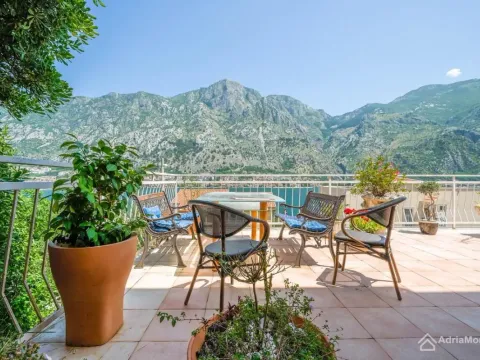 Prodaja, kuća, 172m², Muo, Kotor - image 6