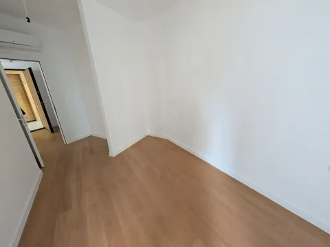 Sale, two bedroom apartment, 58m², Bečići, Budva - image 7
