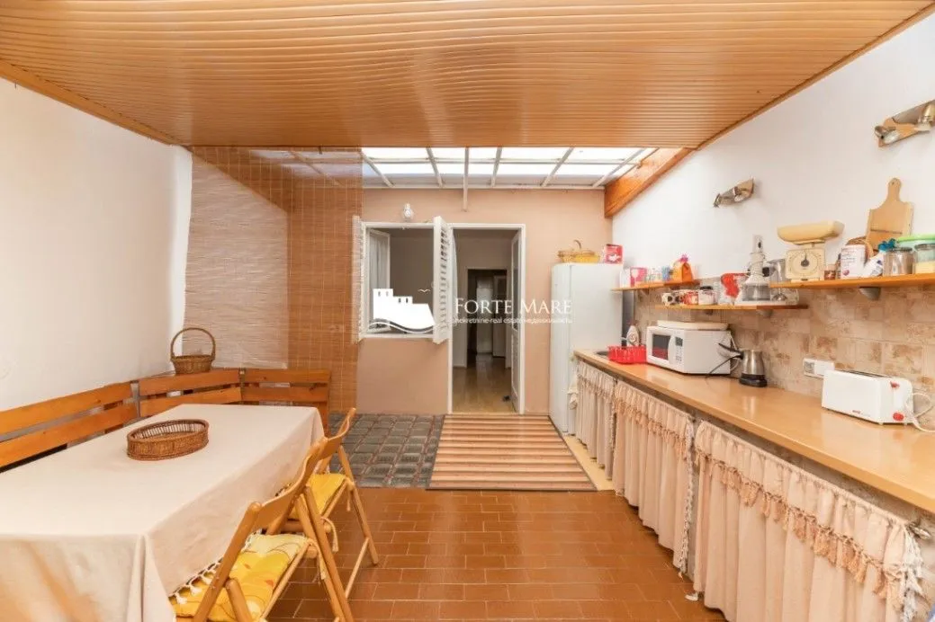 Prodaja, petosoban stan, 119m², Igalo, Herceg Novi