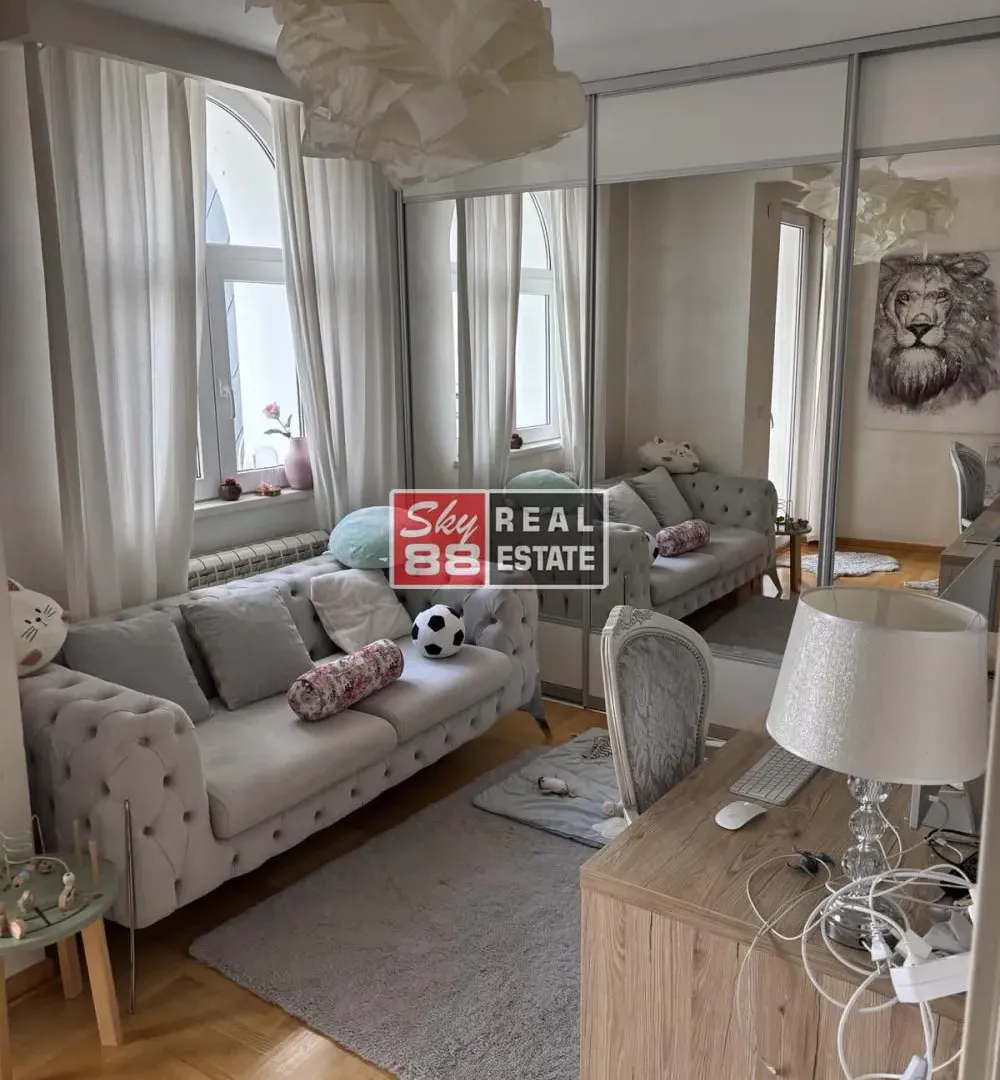 Sale, apartment, 140m², Savski Venac, Beograd