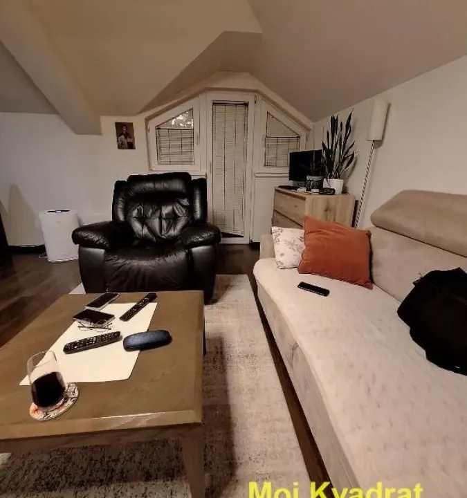 Prodaja, dvosoban stan, 56m², Galenika, Beograd