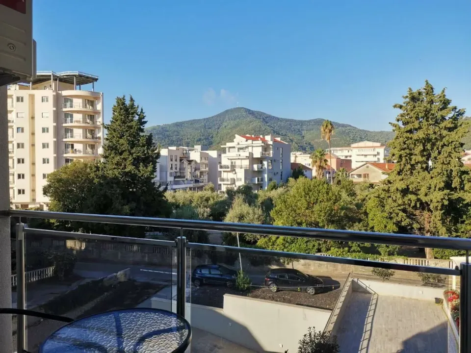 Rent, one bedroom apartment, 34m², Velji Vinogradi, Budva