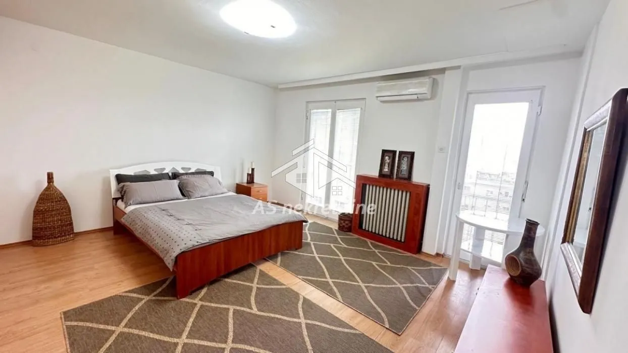 Prodaja, trosoban stan, 160m², Novi Beograd Blok 61, Novi Beograd Sve Podlokacije