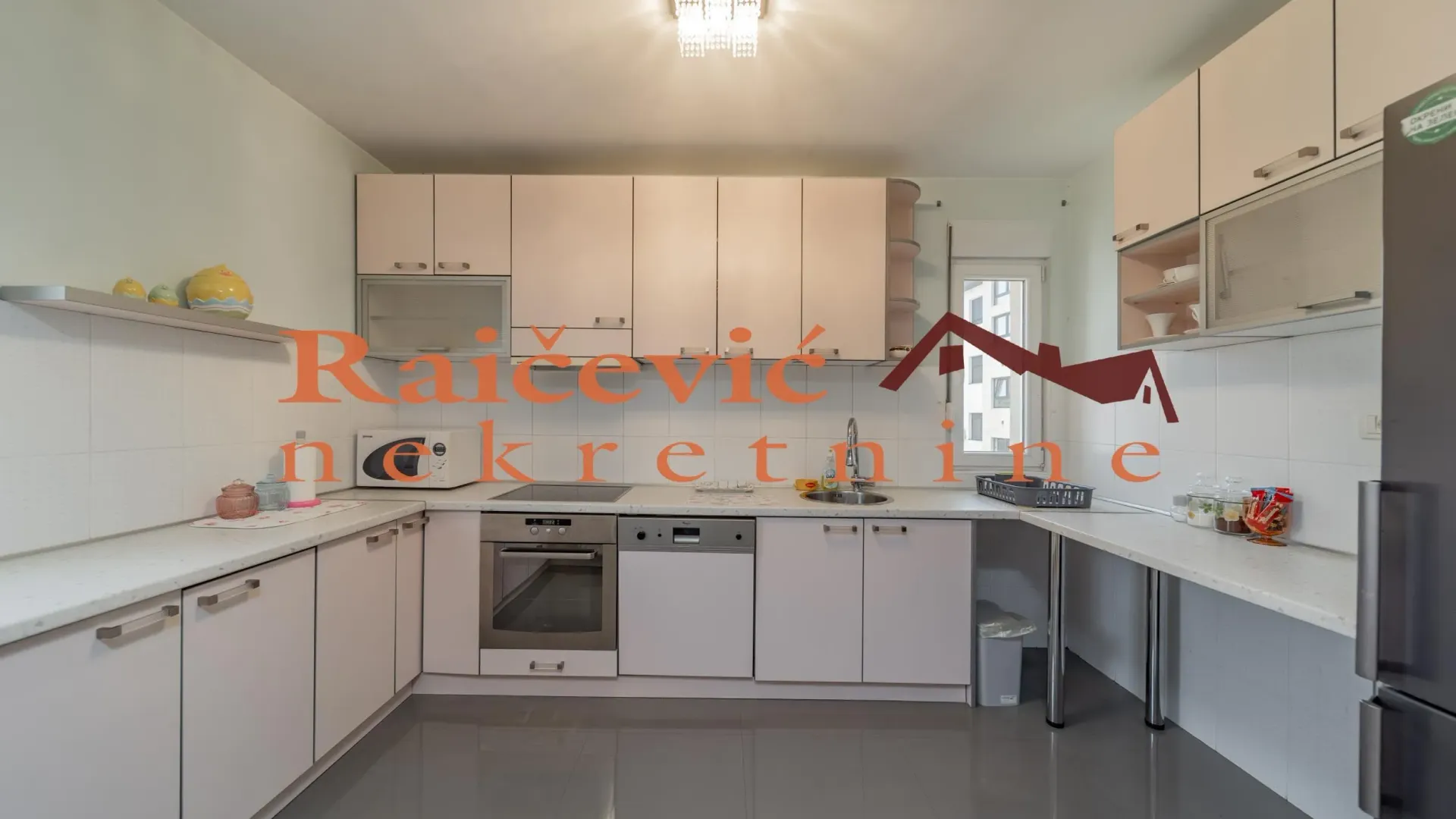 Prodaja, trosoban stan, 84m², Zemun Gornji Grad, Zemun Sve Podlokacije