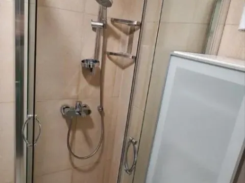 Izdavanje, jednosoban stan, 46m², Centar, Budva - image 9