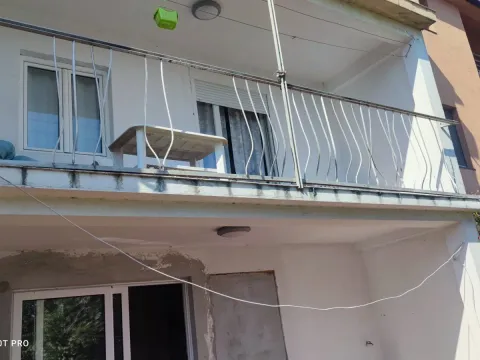 Prodaja, kuća, 200m², Bar, Crna Gora - image 8