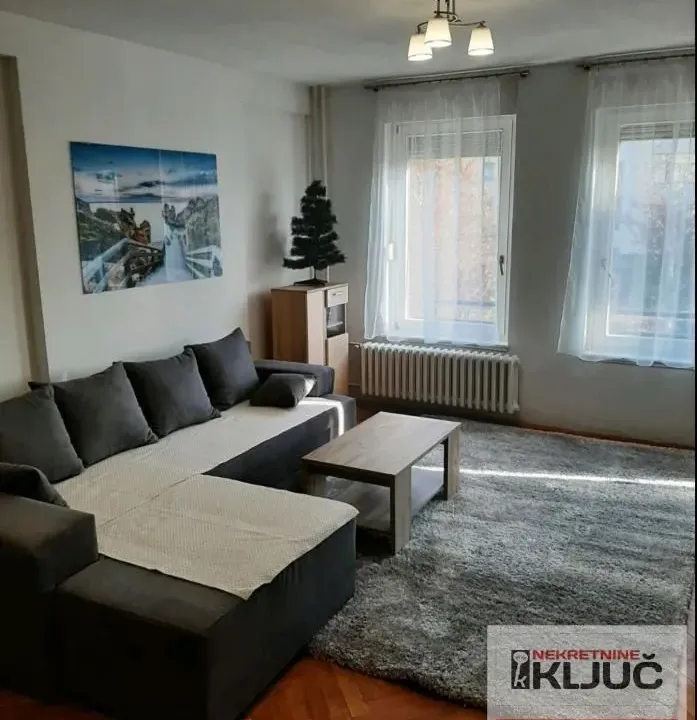 Rent, two bedroom apartment, 56m², Bulevar Oslobodjenja, Novi Sad Sve Podlokacije