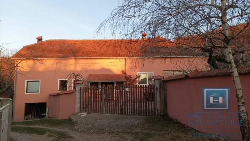 Prodaja, kuća, 500m², Despotovac, Srbija