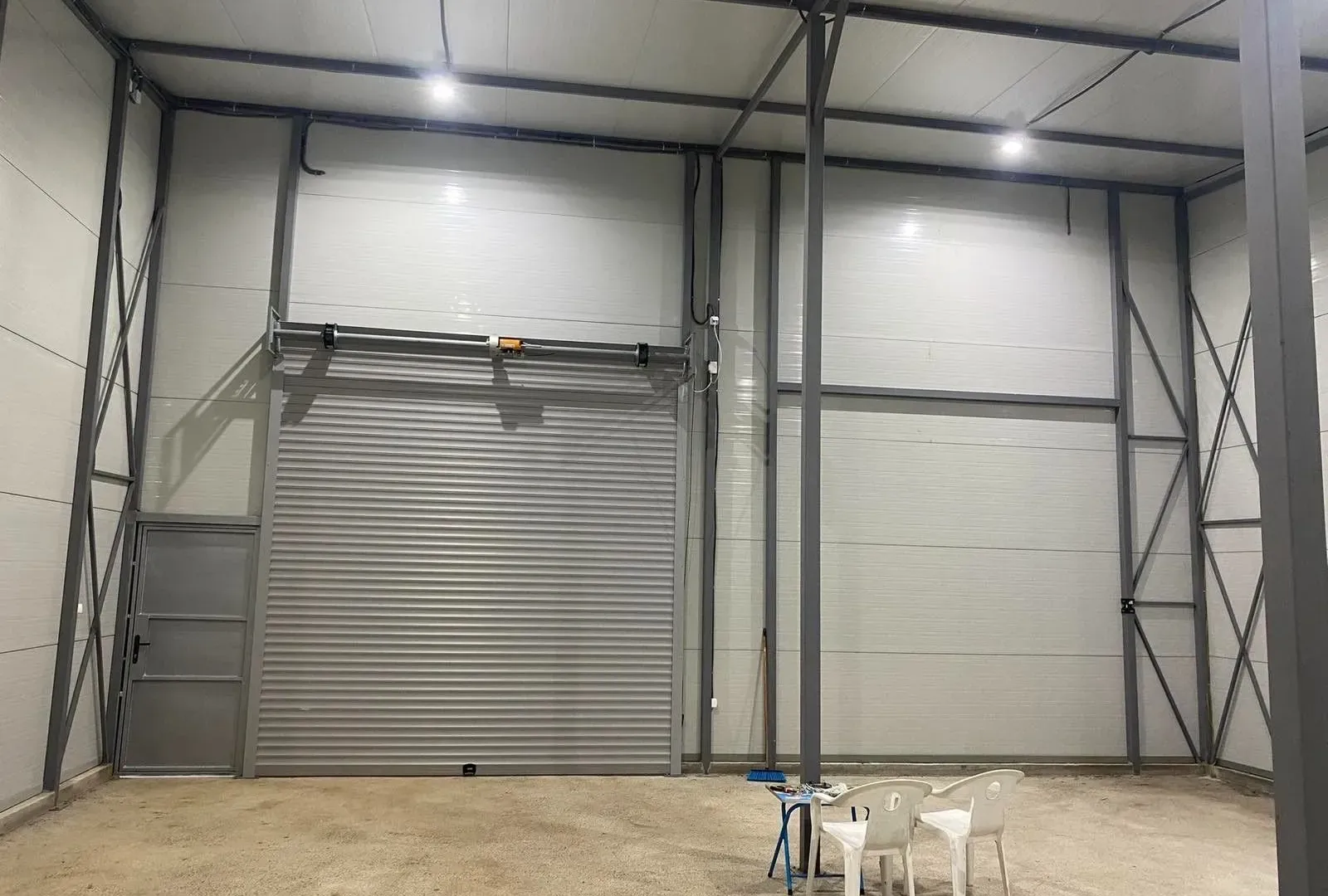 Izdavanje, poslovni prostor, 100m², Zelenika, Podgorica