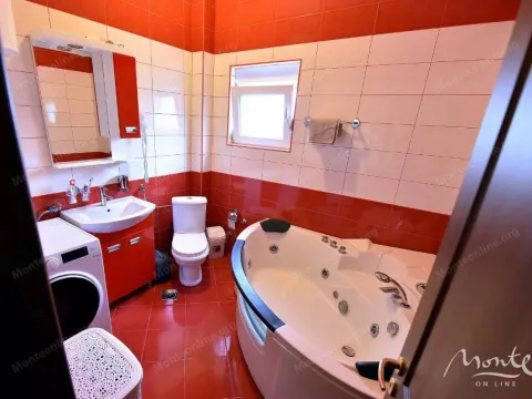 Sale, house, 175m², Podgorica, Crna Gora - image 25