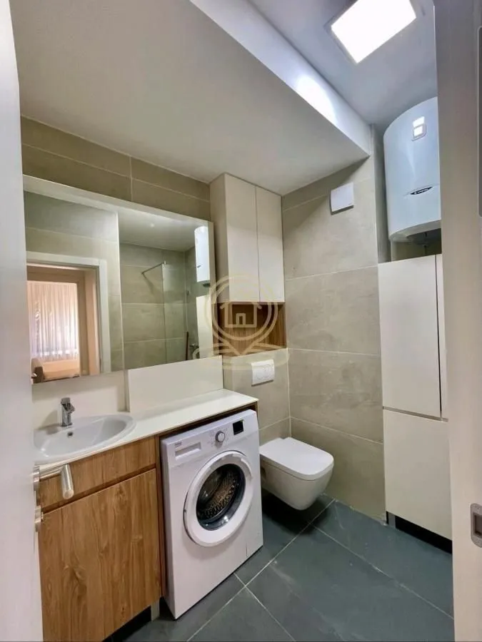 Rent, three bedroom apartment, 61m², Crveni Krst, Beograd