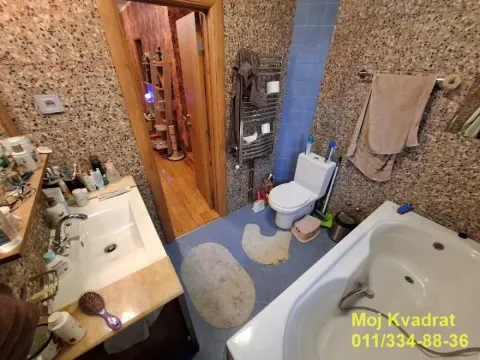 Prodaja, kuća, 300m², Čukarica, Beograd - image 12