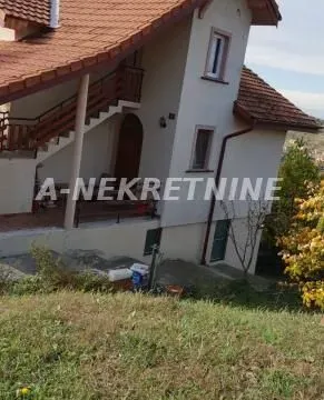 Izdavanje, četvorosoban stan, 80m², Sremska Kamenica, Petrovaradin - image 13