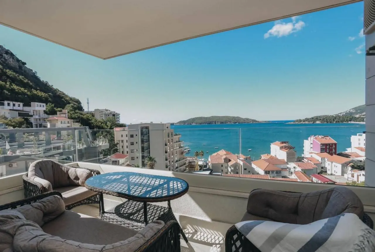 Sale, three bedroom apartment, 120m², Rafailovići, Budva
