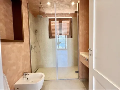 Prodaja, kuća, 495m², Stoliv, Kotor - image 9