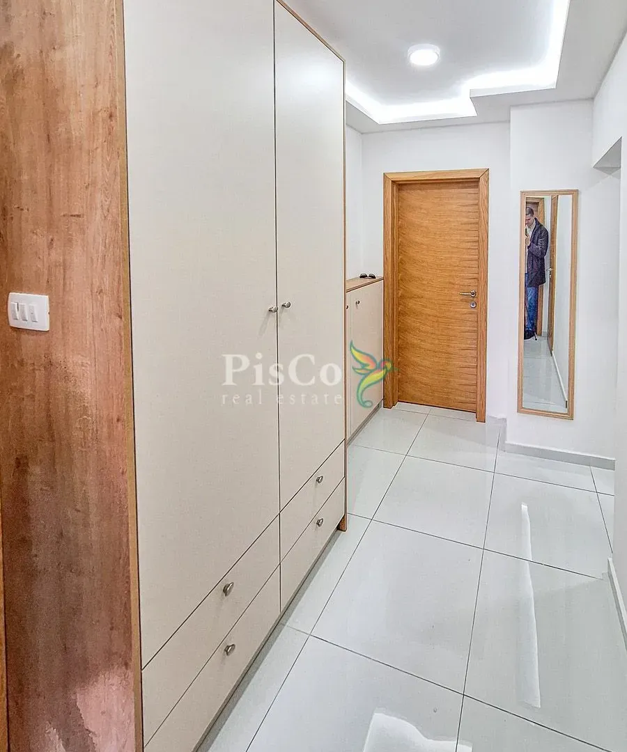 Prodaja, trosoban stan, 89m², Centar, Podgorica