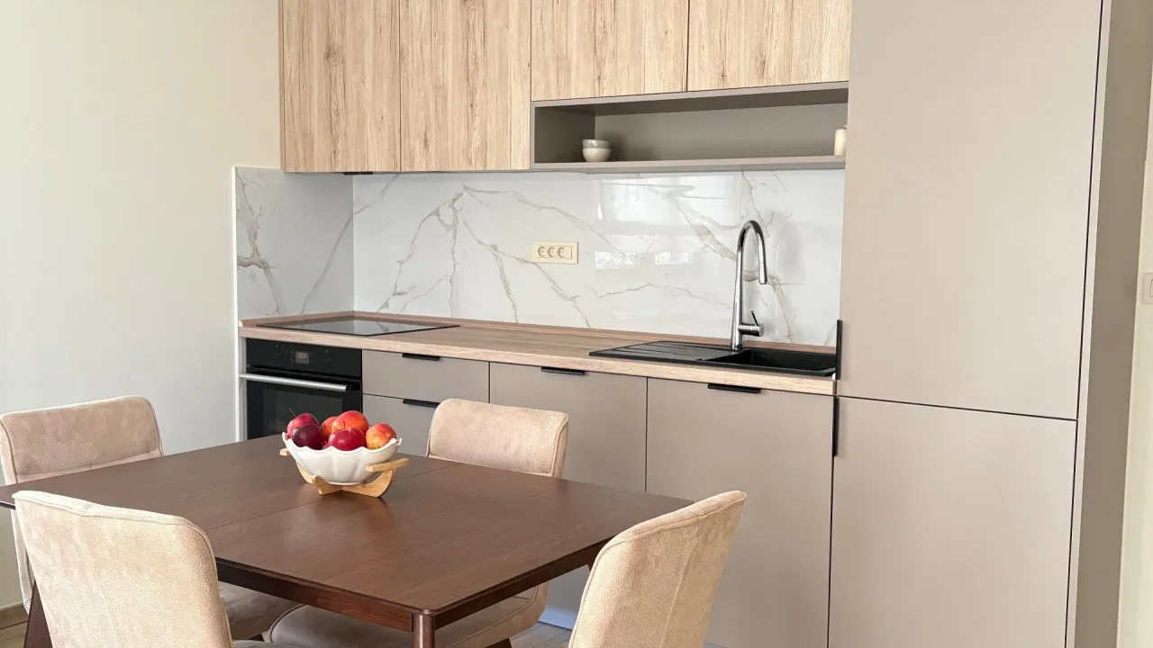 Rent, one bedroom apartment, 50m², Tivat, Crna Gora