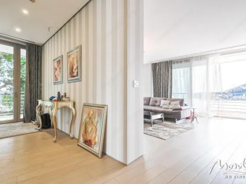 Prodaja, dvosoban stan, 179m², Budva, Crna Gora - image 11