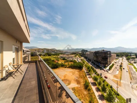 Izdavanje, četvorosoban stan, 130m², Master Kvart, Podgorica - image 12