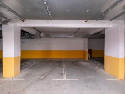 Prodaja, trosoban stan, 90m², Gornja Gorica, Podgorica - image 21