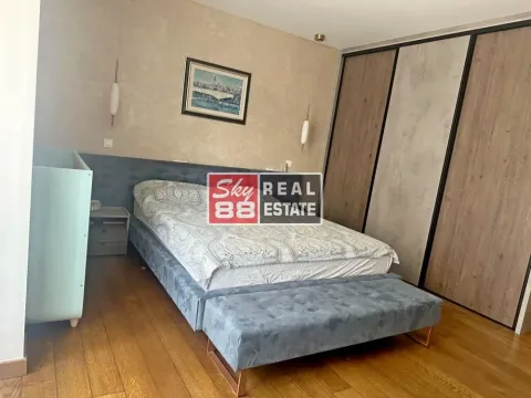 Prodaja, četvorosoban stan, 110m², Južni Bulevar, Vračar Sve Podlokacije - image 8