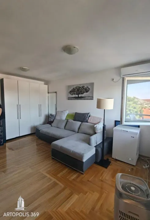 Prodaja, jednosoban stan, 30m², Ledine, Beograd