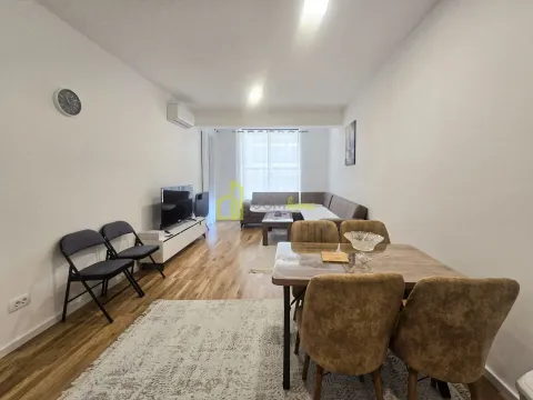 Izdavanje, dvosoban stan, 63m², Stari Aerodrom, Podgorica - image 11