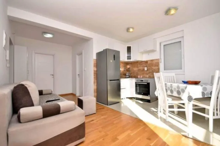 Prodaja, dvosoban stan, 55m², Igalo, Herceg Novi