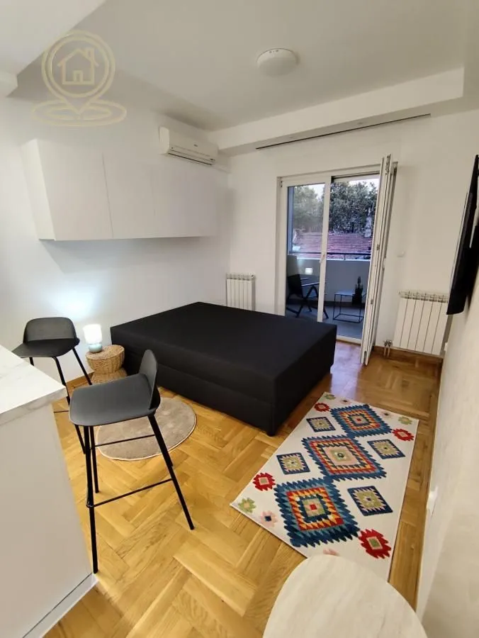 Rent, one bedroom apartment, 31m², Đeram Pijaca, Beograd