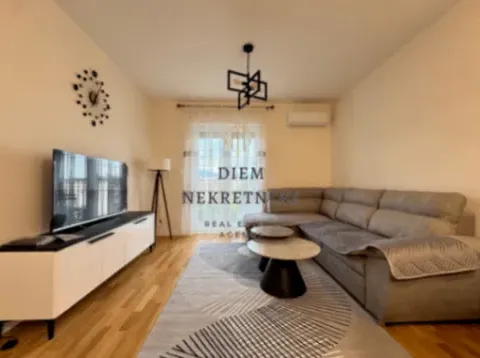 Izdavanje, jednosoban stan, 45m², Pobrežje, Podgorica - image 2