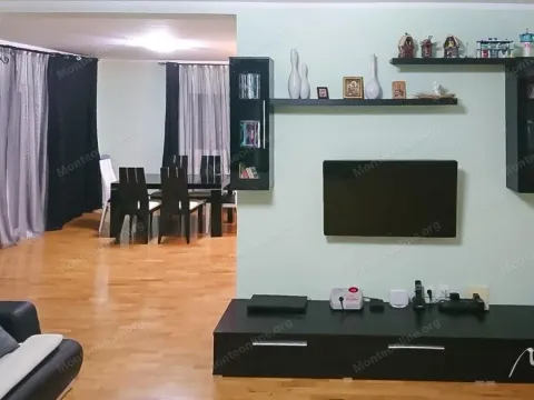 Sale, house, 330m², Utjeha, Bar - image 9