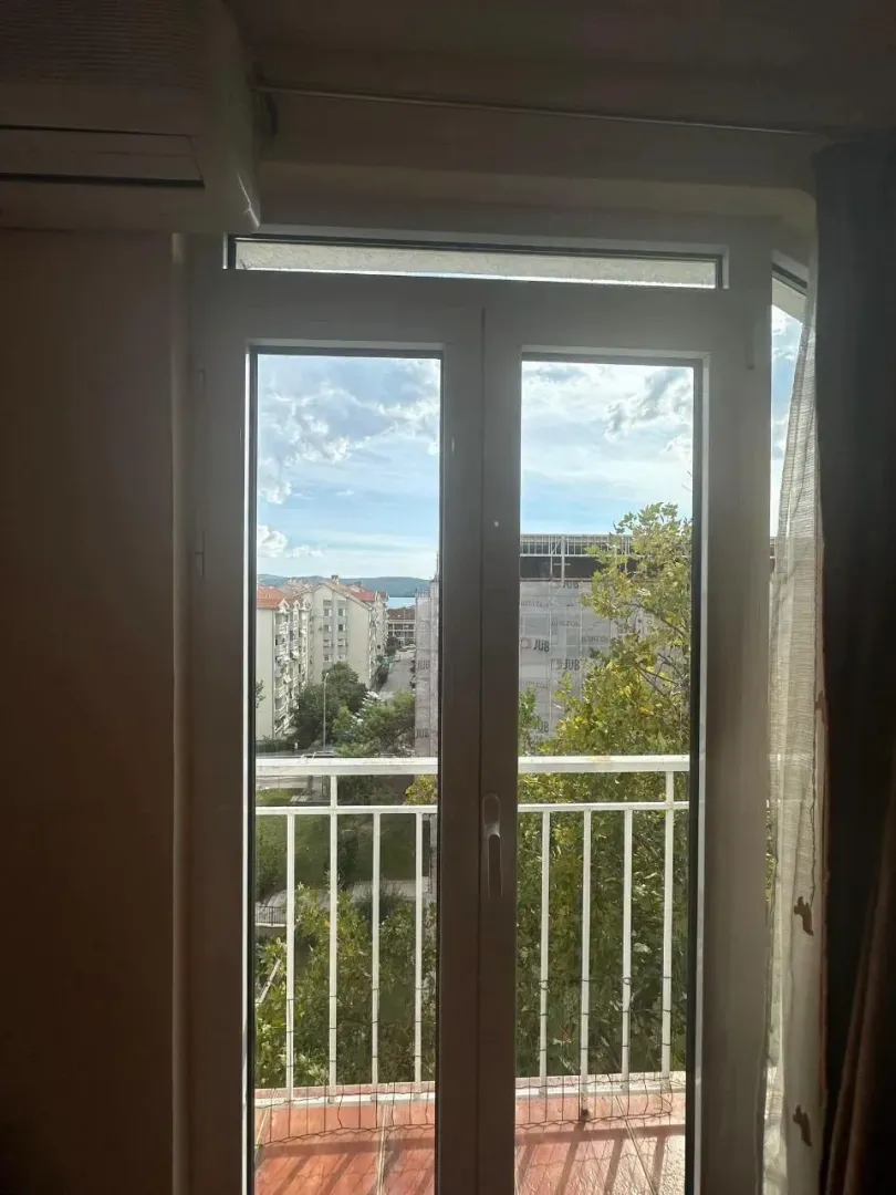 Rent, one bedroom apartment, 50m², Centar, Tivat