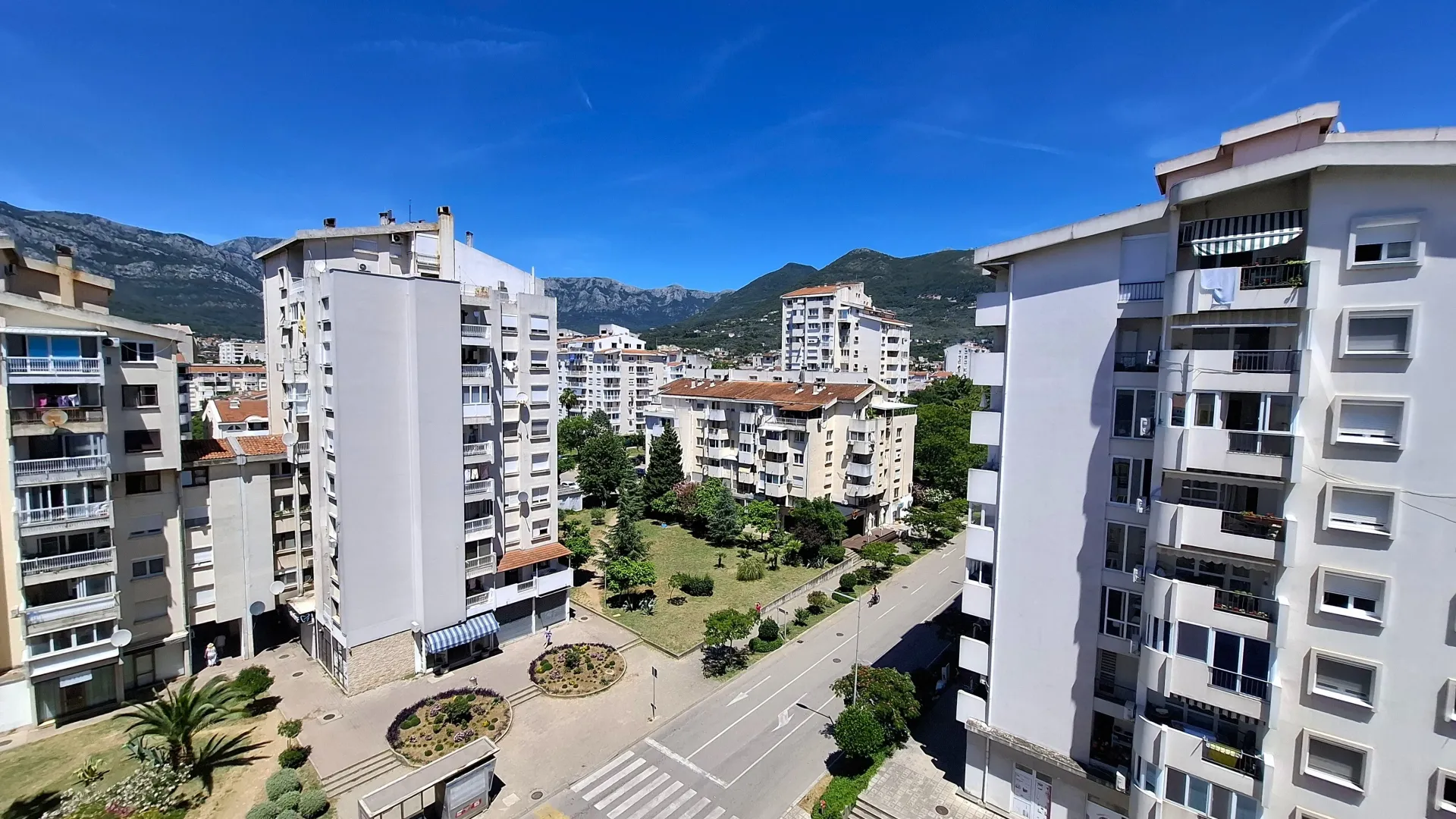 Prodaja, jednosoban stan, 47m², Centar, Bar