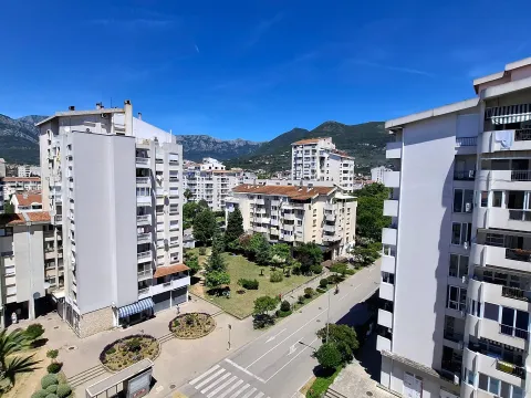 Prodaja, jednosoban stan, 47m², Centar, Bar - image 17