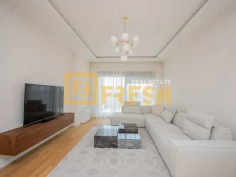 Izdavanje, trosoban stan, 121m², Gorica C, Podgorica