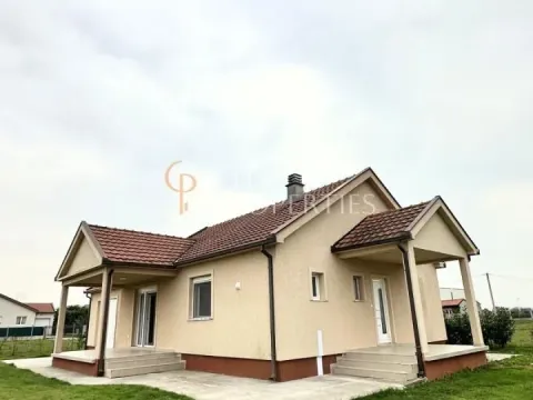 Kuća in Donji Kokoti